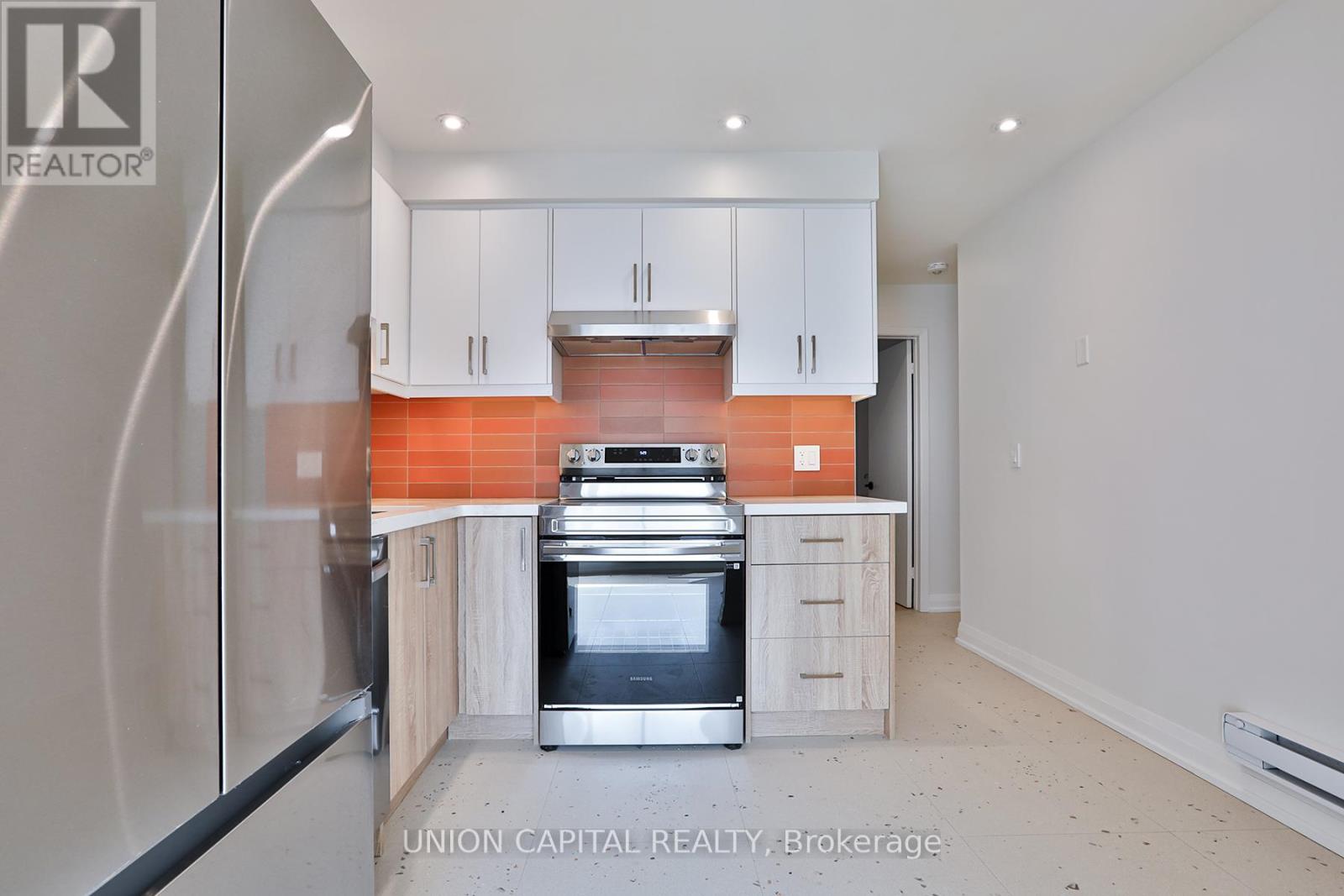 2 - 612 Gerrard Street E, Toronto, Ontario  M4M 1Y3 - Photo 6 - E13116902