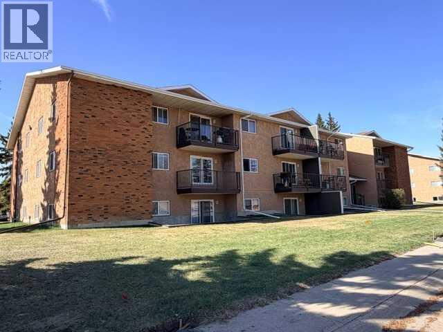 302, 27 Bennett Street, Red Deer, Alberta  T4R 1V3 - Photo 1 - A2308201
