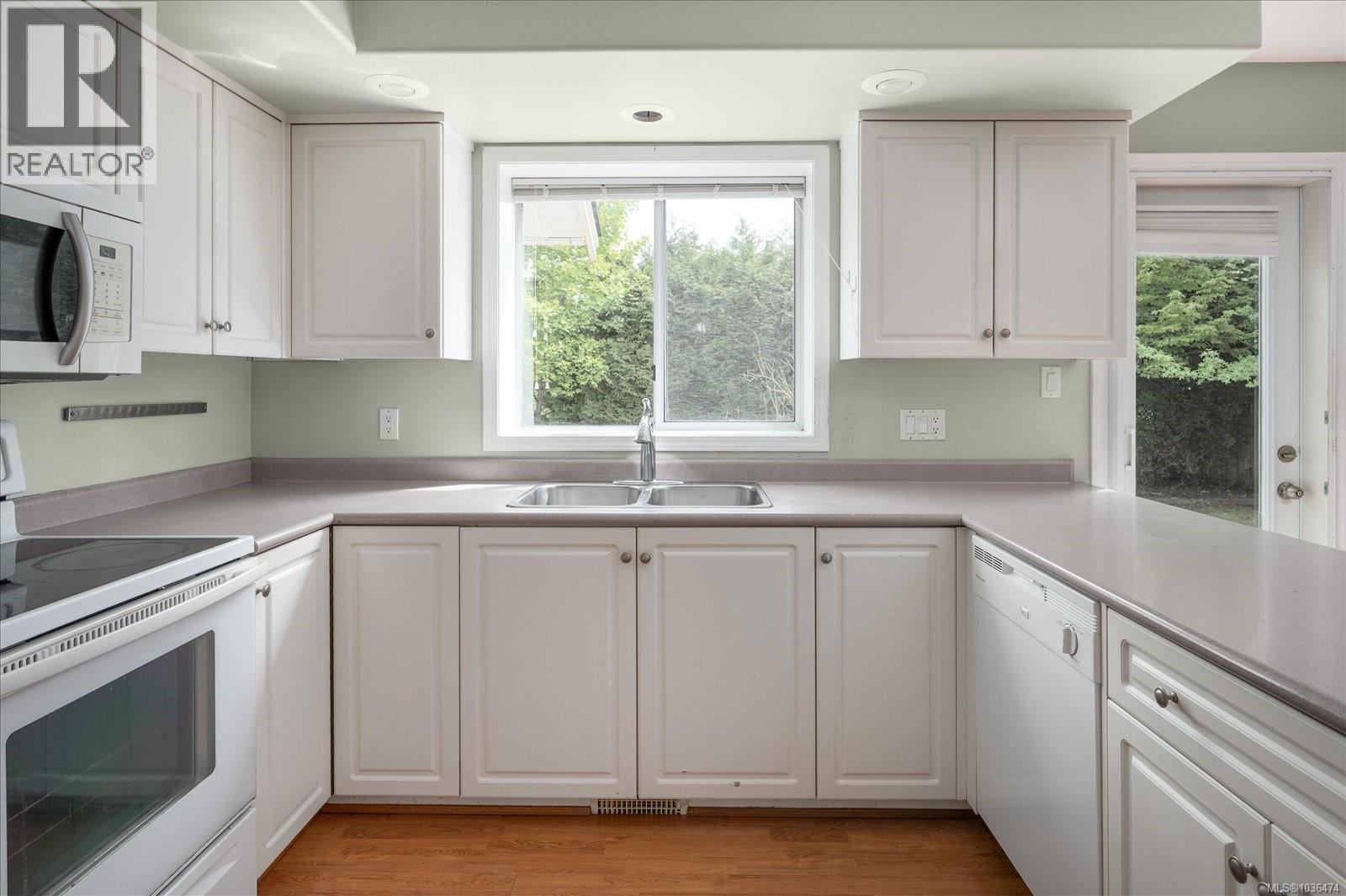 6324 Lasalle Rd, Nanaimo, British Columbia  V9V 1N5 - Photo 14 - 1036474
