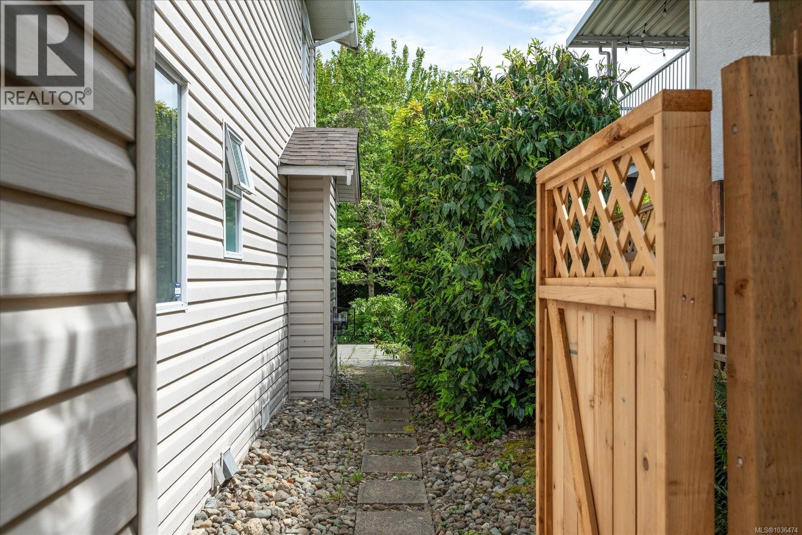 6324 Lasalle Rd, Nanaimo, British Columbia  V9V 1N5 - Photo 34 - 1036474