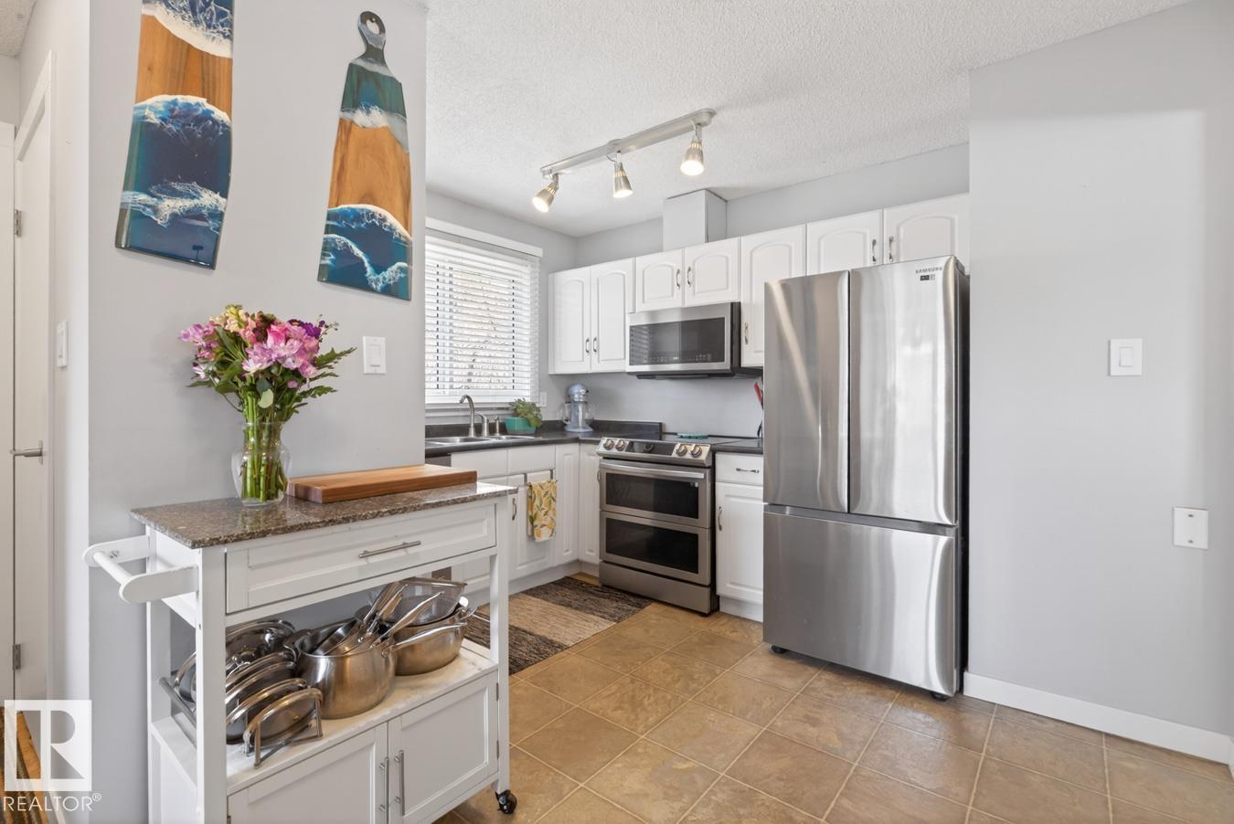 33 Mission St, Sherwood Park, Alberta  T8A 0V6 - Photo 7 - E4487139