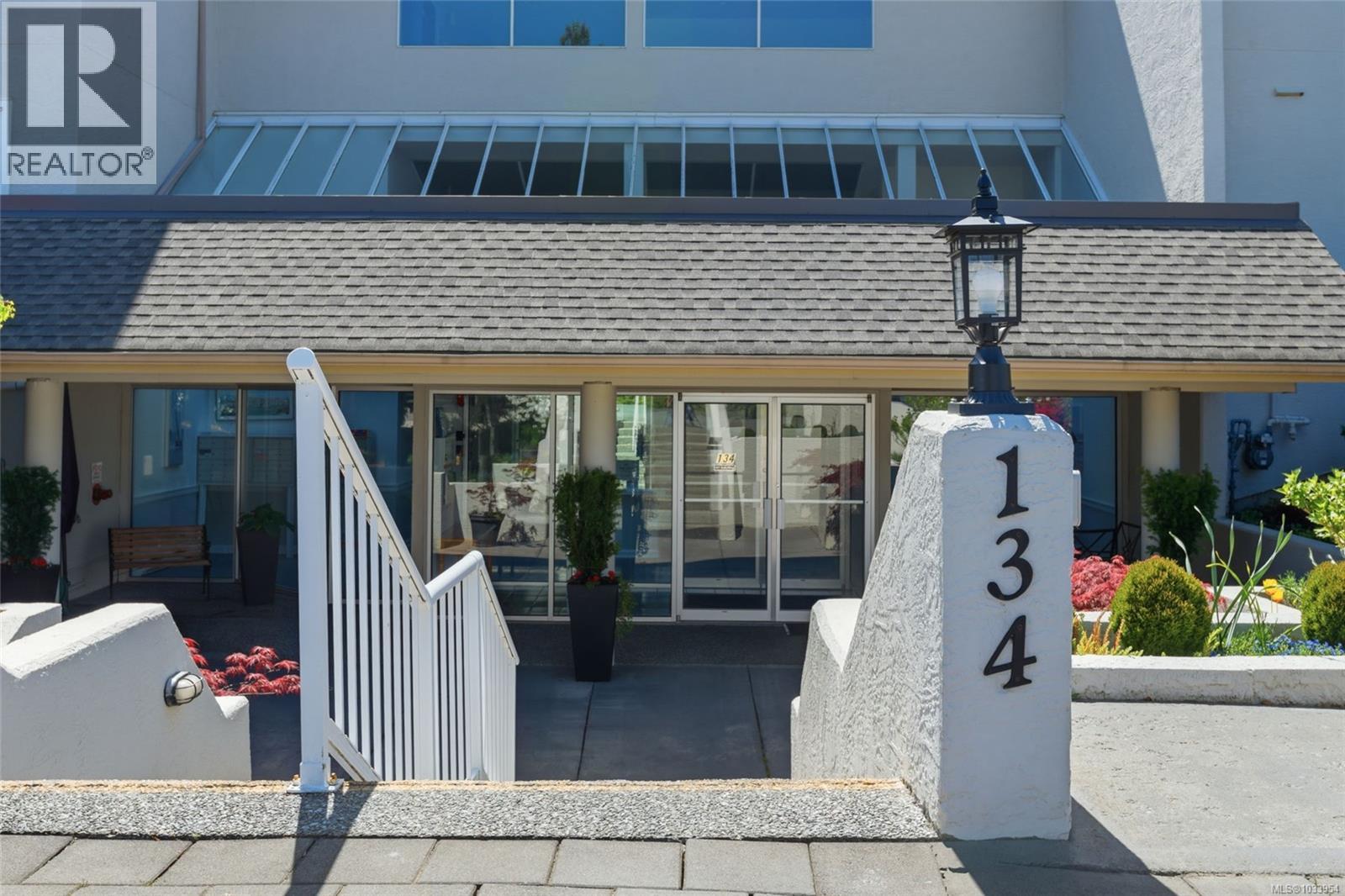 101 134 Fifth Ave E, Qualicum Beach, British Columbia  V9K 1Y7 - Photo 11 - 1033954