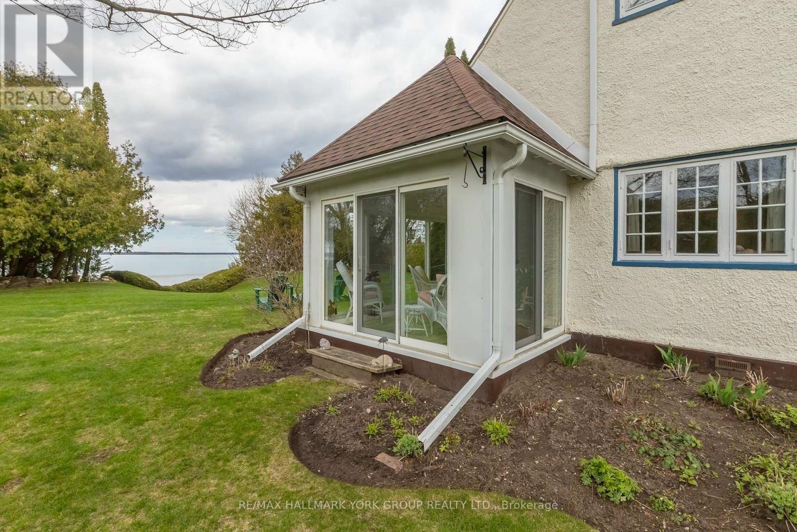 724 Lake Drive N, Georgina, Ontario  L4P 3C8 - Photo 6 - N13116668