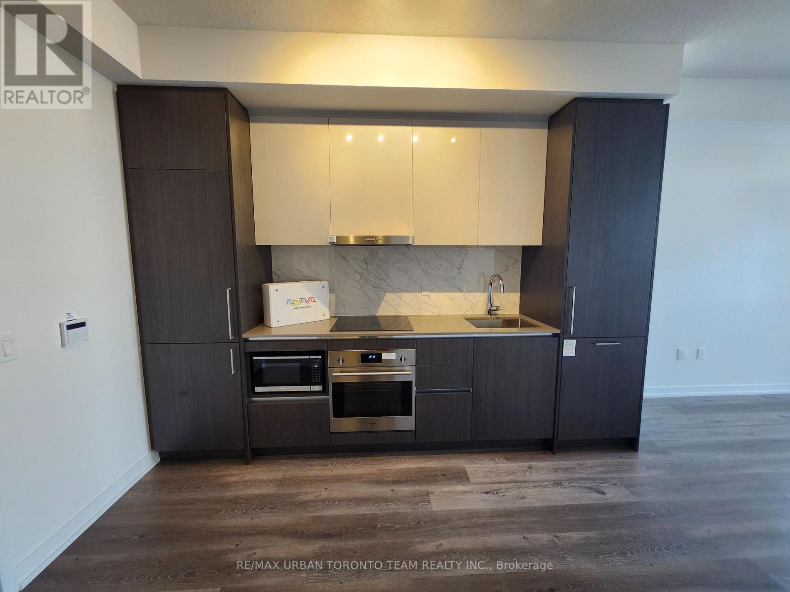 1211 - 225 Commerce St Street, Vaughan, Ontario  L4K 0P9 - Photo 6 - N13116836