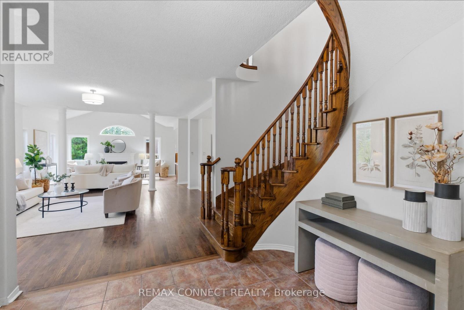 16 White Cedar Drive, Markham, Ontario  L3S 4B6 - Photo 7 - N13116868