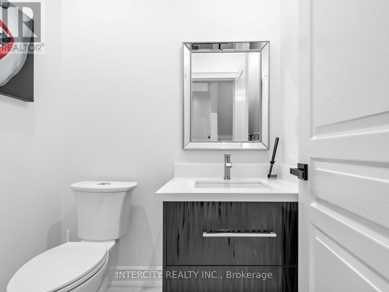 322 Moody Drive, Vaughan, Ontario  L4H 3N5 - Photo 15 - N13116932