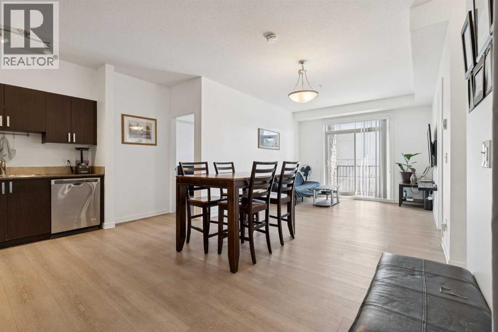 116, 117 Copperpond Common Se, Calgary, Alberta  T2Z 5E2 - Photo 5 - A2303201
