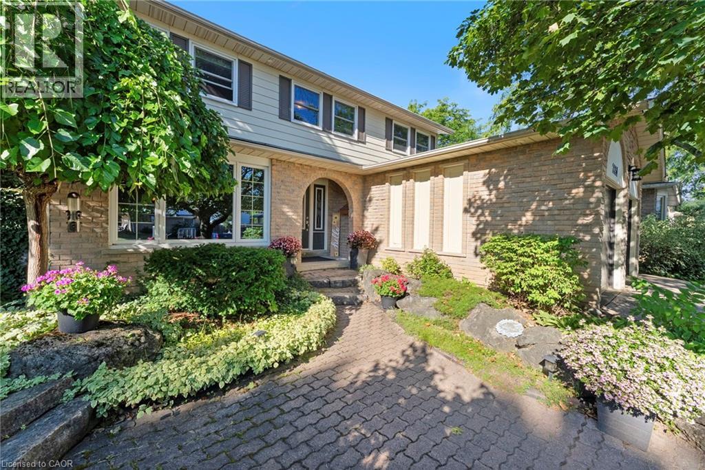 2251 Kirkburn Drive, Burlington, Ontario  L7P 4E8 - Photo 3 - 40829303