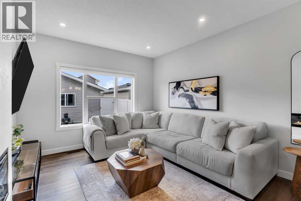 1105 Bayview Gardens Sw, Airdrie, Alberta  T4B 5K3 - Photo 20 - A2307880