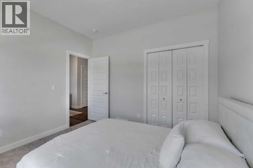 1105 Bayview Gardens Sw, Airdrie, Alberta  T4B 5K3 - Photo 6 - A2307880
