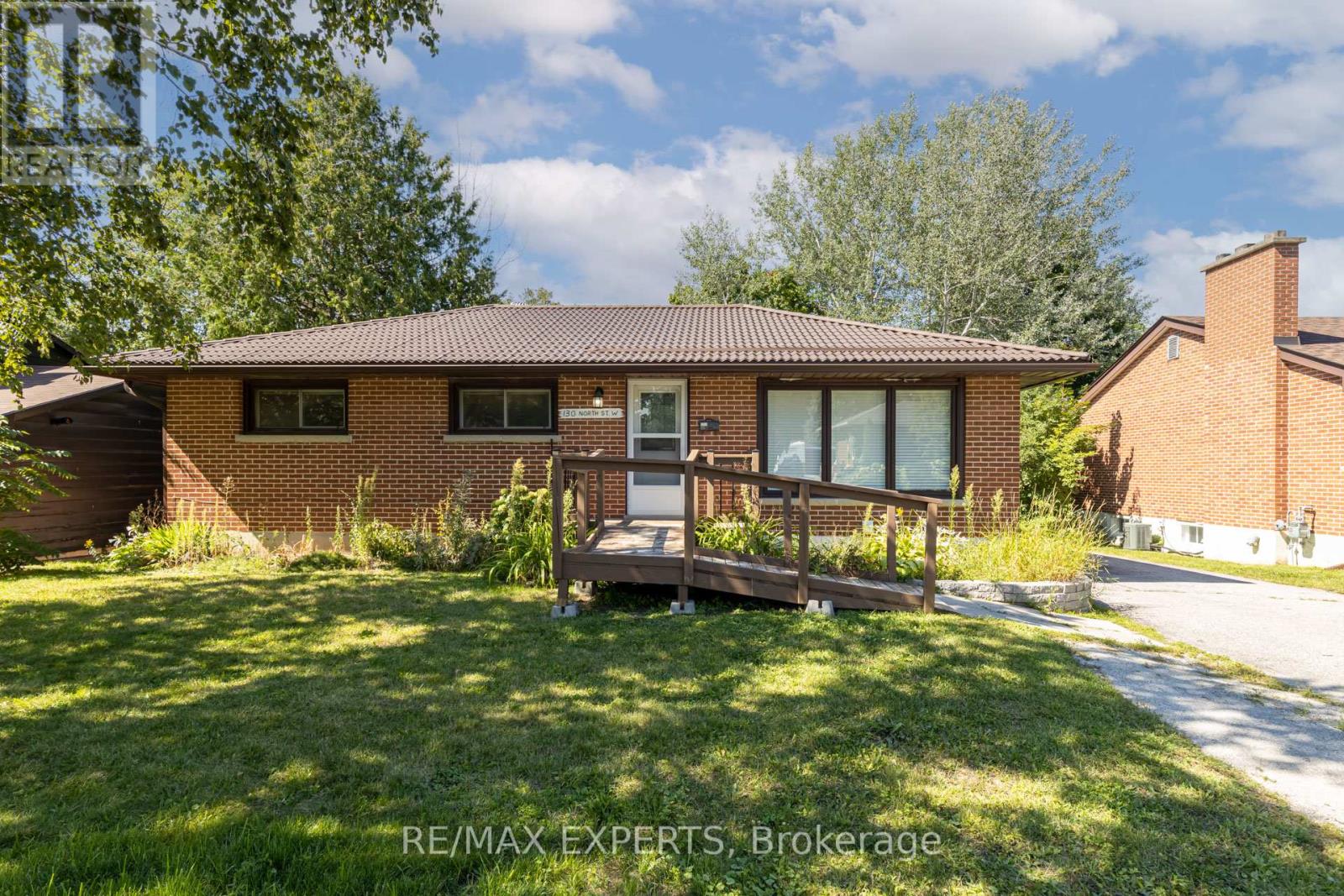 130 NORTH STREET W, orillia, Ontario