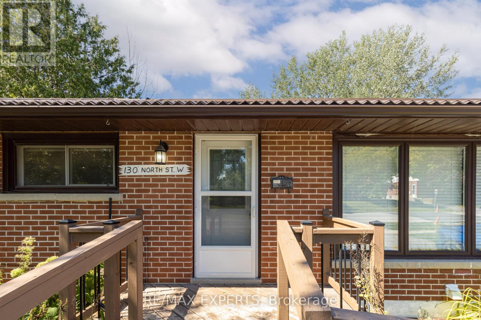 130 North Street W, Orillia, Ontario  L3V 3S8 - Photo 4 - S13116866