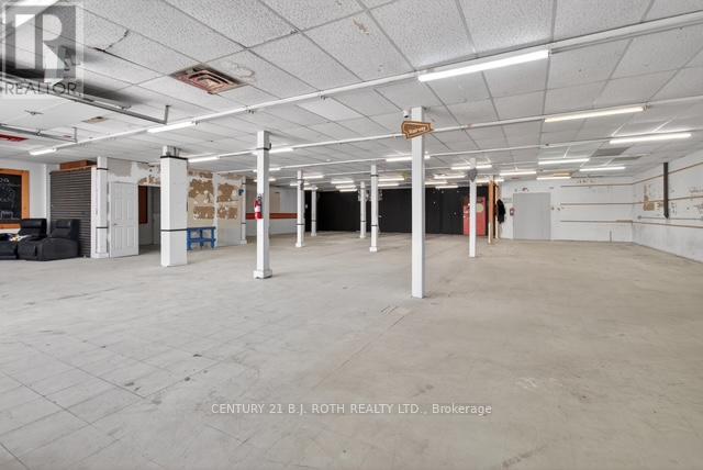 78 Coldwater Road W, Tay, Ontario  L0K 2C0 - Photo 3 - S12871452