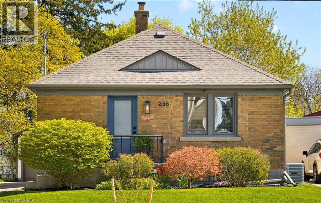 256 Bowman Street, Waterloo, Ontario  N2J 1W5 - Photo 1 - 40829231