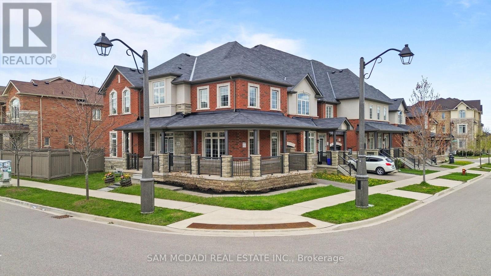 458 George Ryan Avenue, Oakville, Ontario  L6H 0S4 - Photo 2 - W13107886