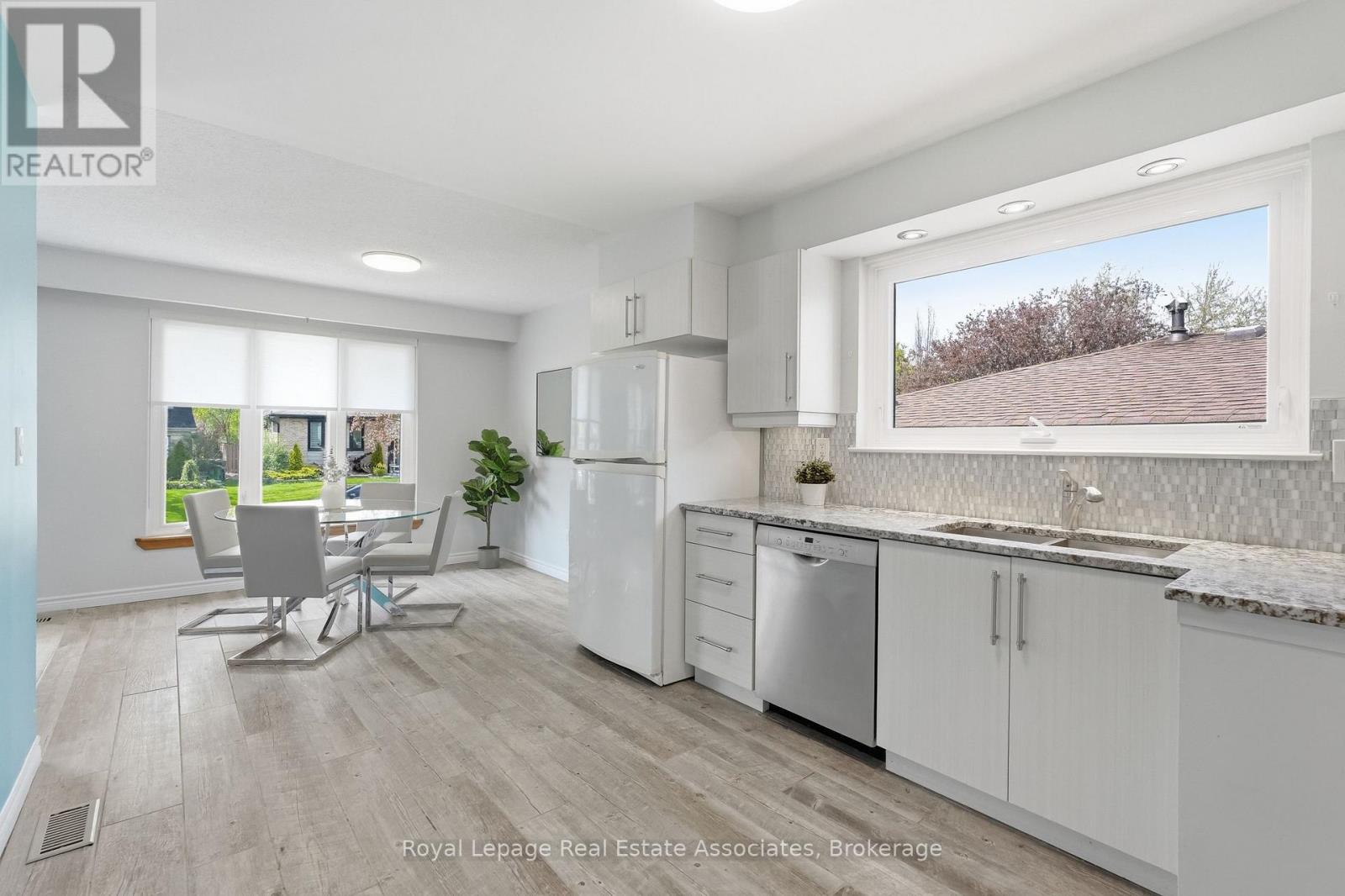 13 Ferndale Crescent, Brampton, Ontario  L6W 1G1 - Photo 13 - W13116622