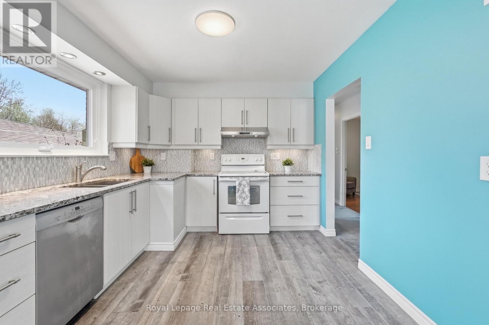 13 Ferndale Crescent, Brampton, Ontario  L6W 1G1 - Photo 15 - W13116622