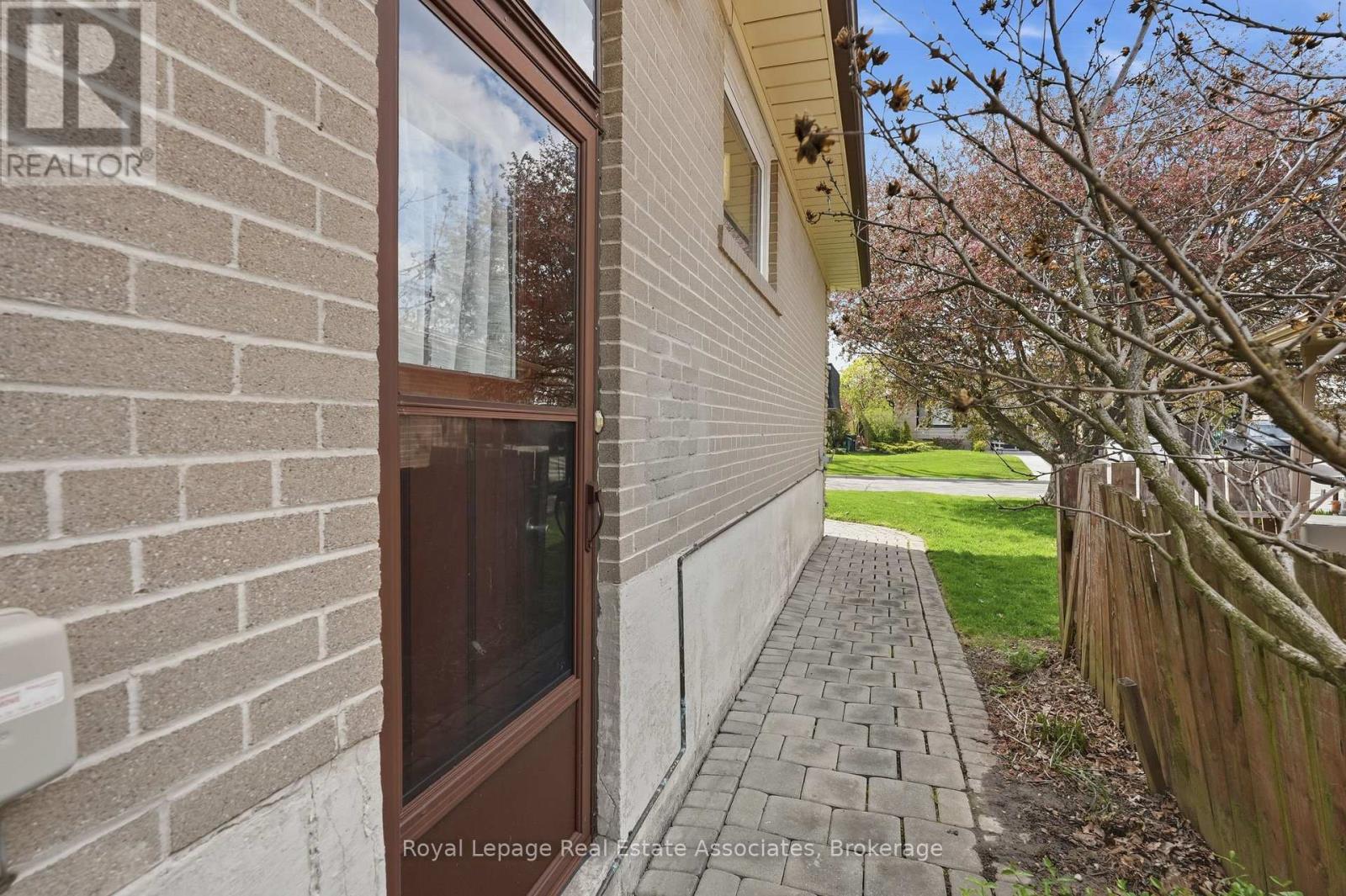 13 Ferndale Crescent, Brampton, Ontario  L6W 1G1 - Photo 39 - W13116622
