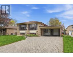 13 FERNDALE CRESCENT, Brampton, Ontario