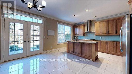 745 Merlot Court, Mississauga, Ontario  L5H 4M4 - Photo 17 - W13116634