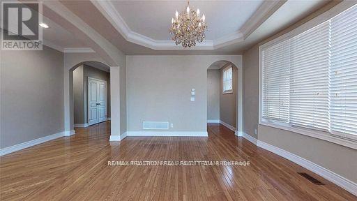 745 Merlot Court, Mississauga, Ontario  L5H 4M4 - Photo 3 - W13116634