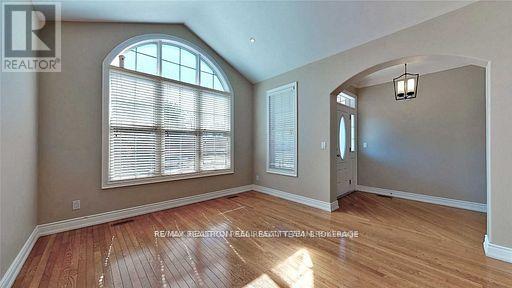 745 Merlot Court, Mississauga, Ontario  L5H 4M4 - Photo 5 - W13116634