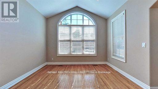745 Merlot Court, Mississauga, Ontario  L5H 4M4 - Photo 6 - W13116634