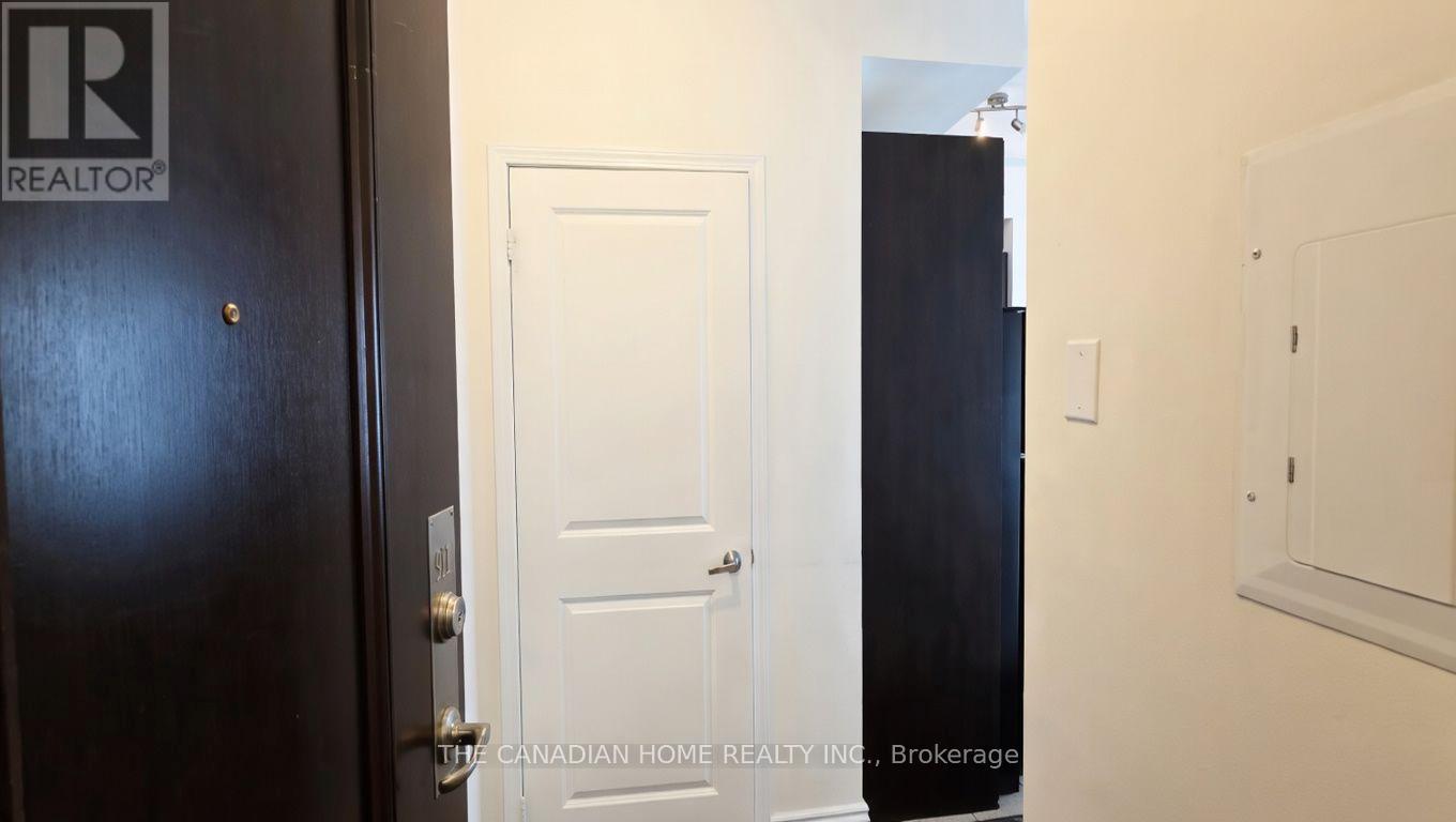 911 - 385 Prince Of Wales Drive, Mississauga, Ontario  L5B 0C6 - Photo 7 - W13116648