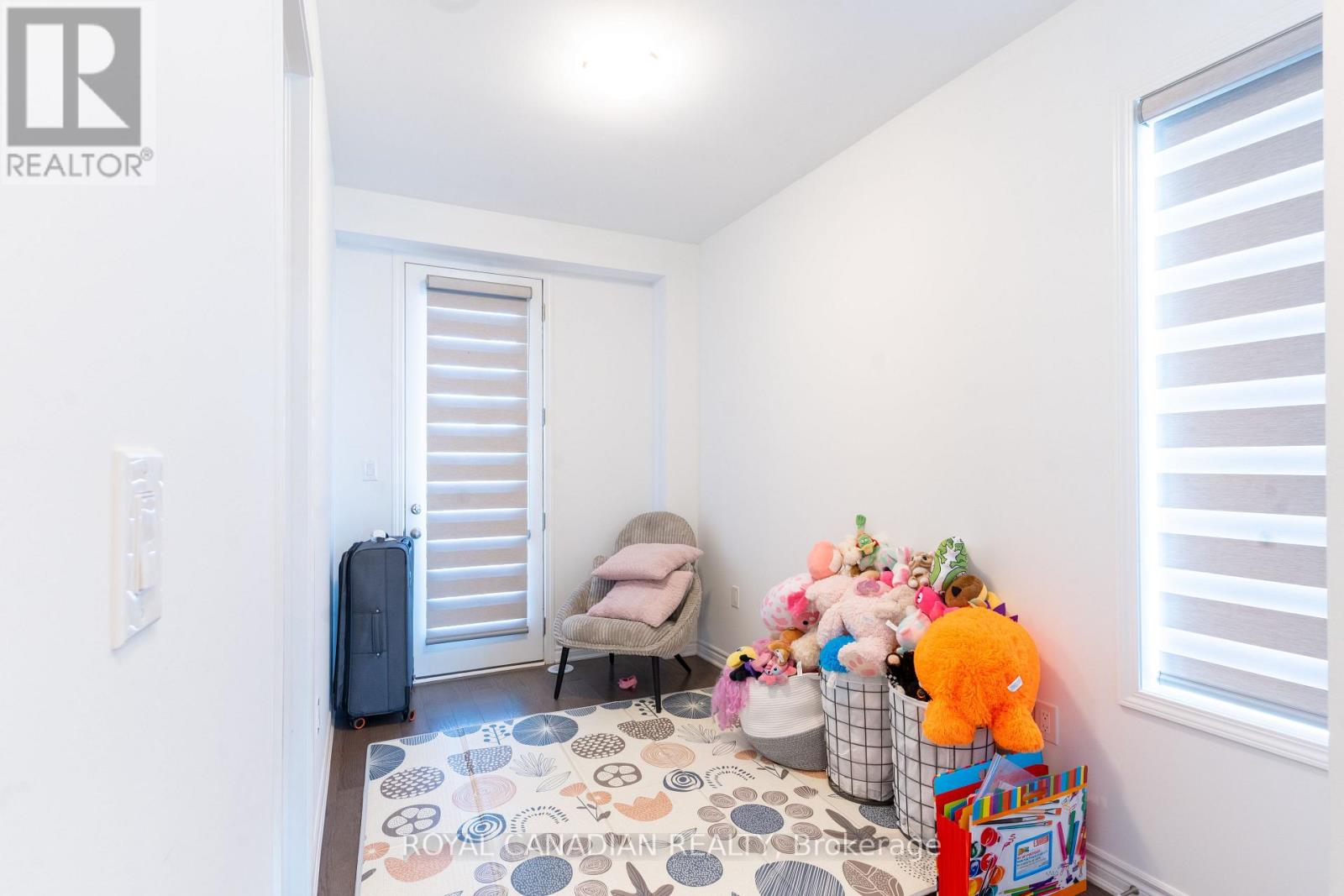 1402 Kaniv Street, Oakville, Ontario  L6M 5P3 - Photo 5 - W13116694