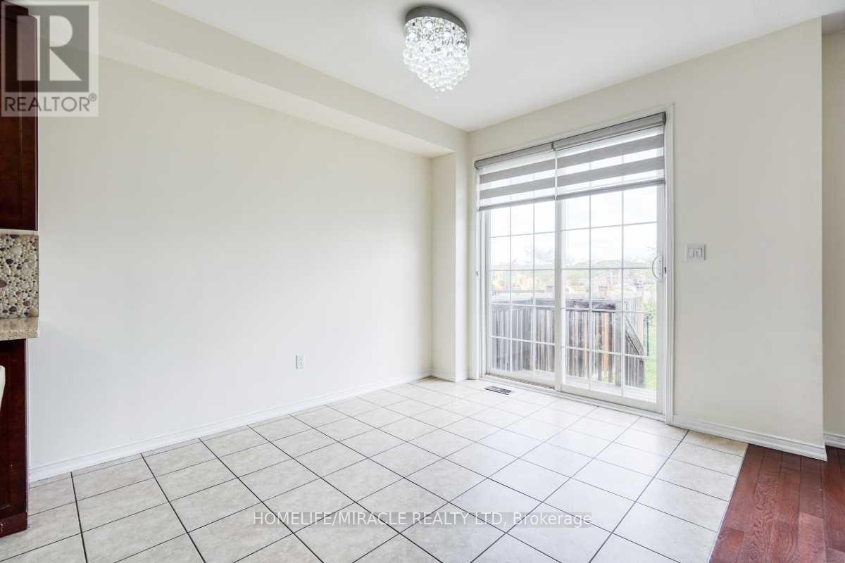 37 Sussexvale Drive, Brampton, Ontario  L6R 3R5 - Photo 12 - W13116730