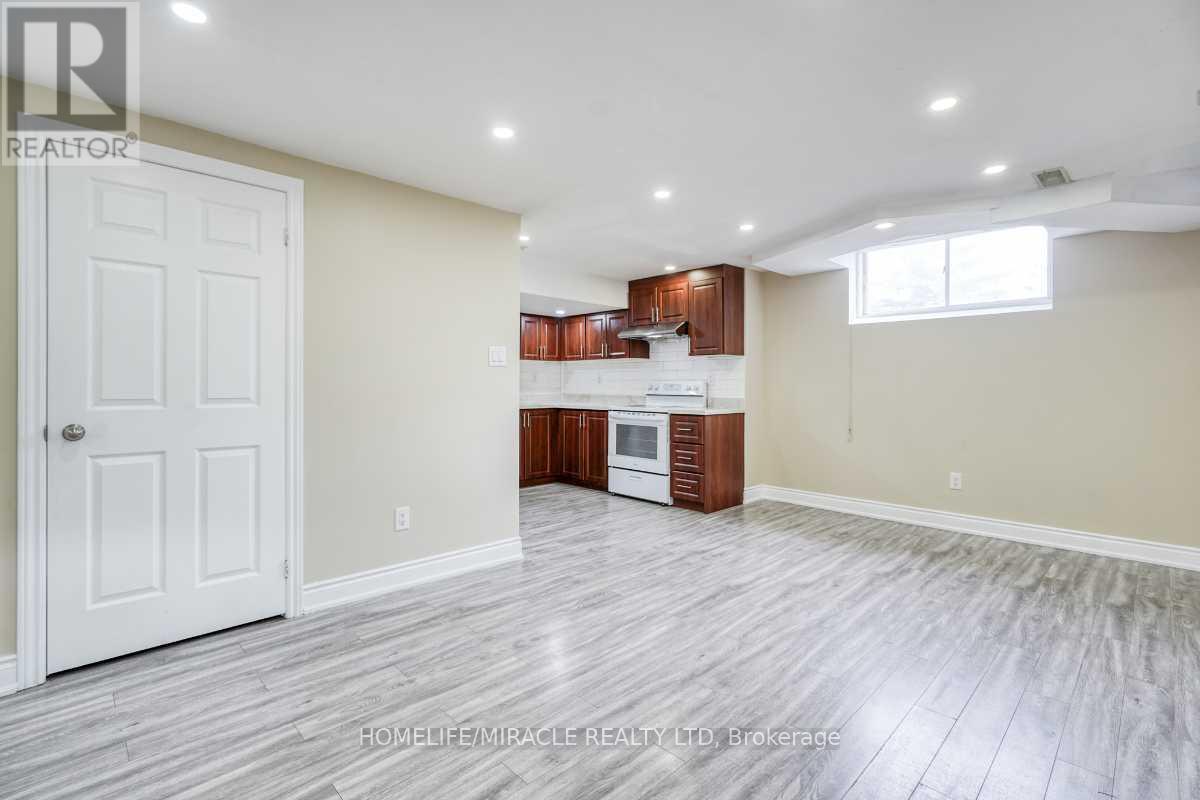 37 Sussexvale Drive, Brampton, Ontario  L6R 3R5 - Photo 30 - W13116730