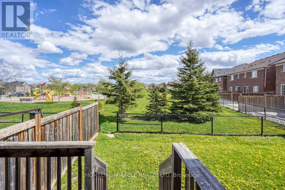 37 Sussexvale Drive, Brampton, Ontario  L6R 3R5 - Photo 37 - W13116730
