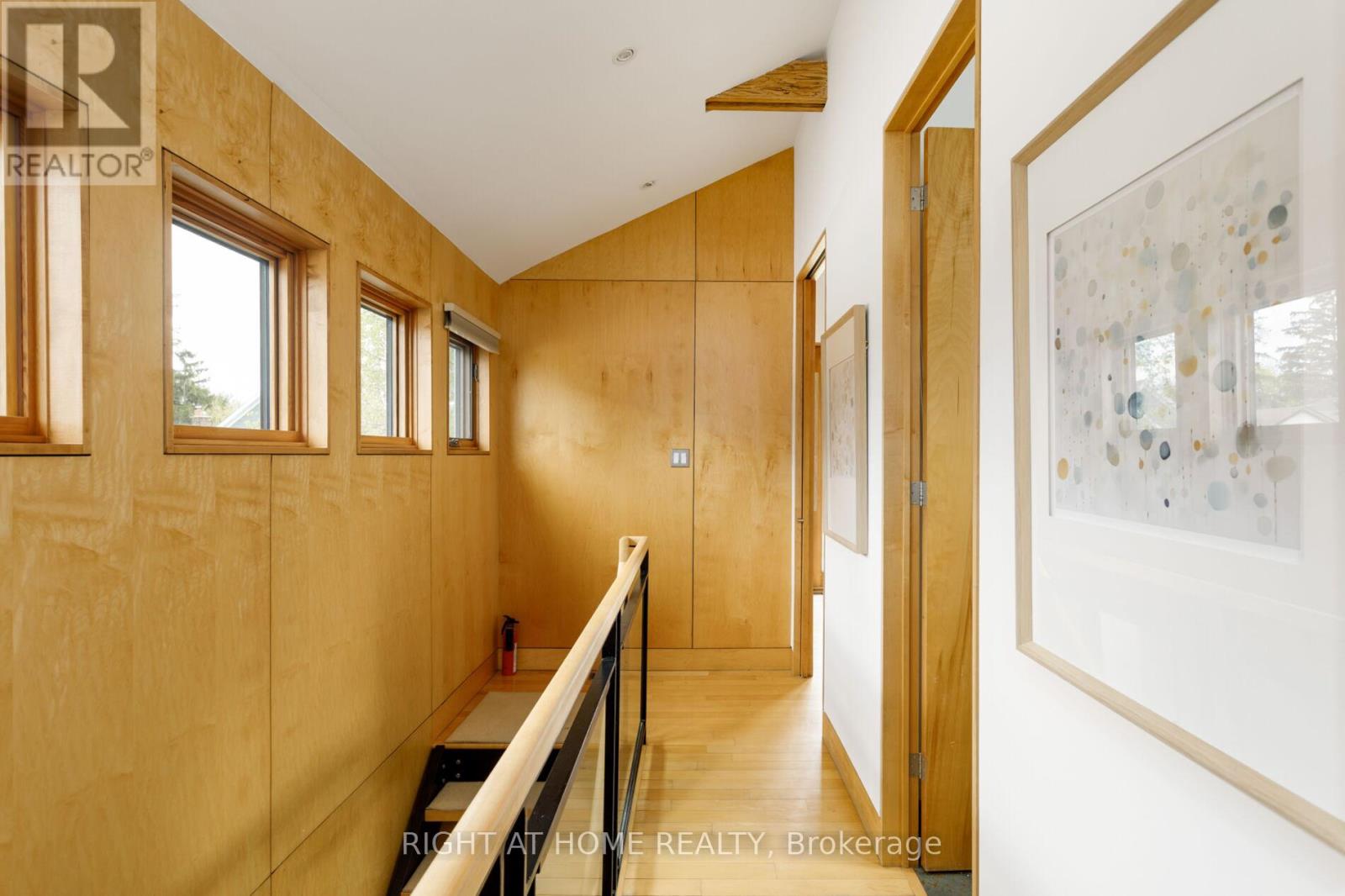 16 Marquis Avenue, Toronto, Ontario  M8X 1V4 - Photo 28 - W13116782