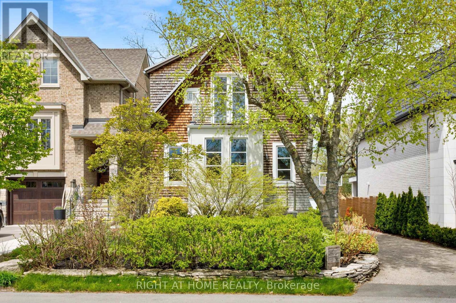 16 Marquis Avenue, Toronto, Ontario  M8X 1V4 - Photo 50 - W13116782