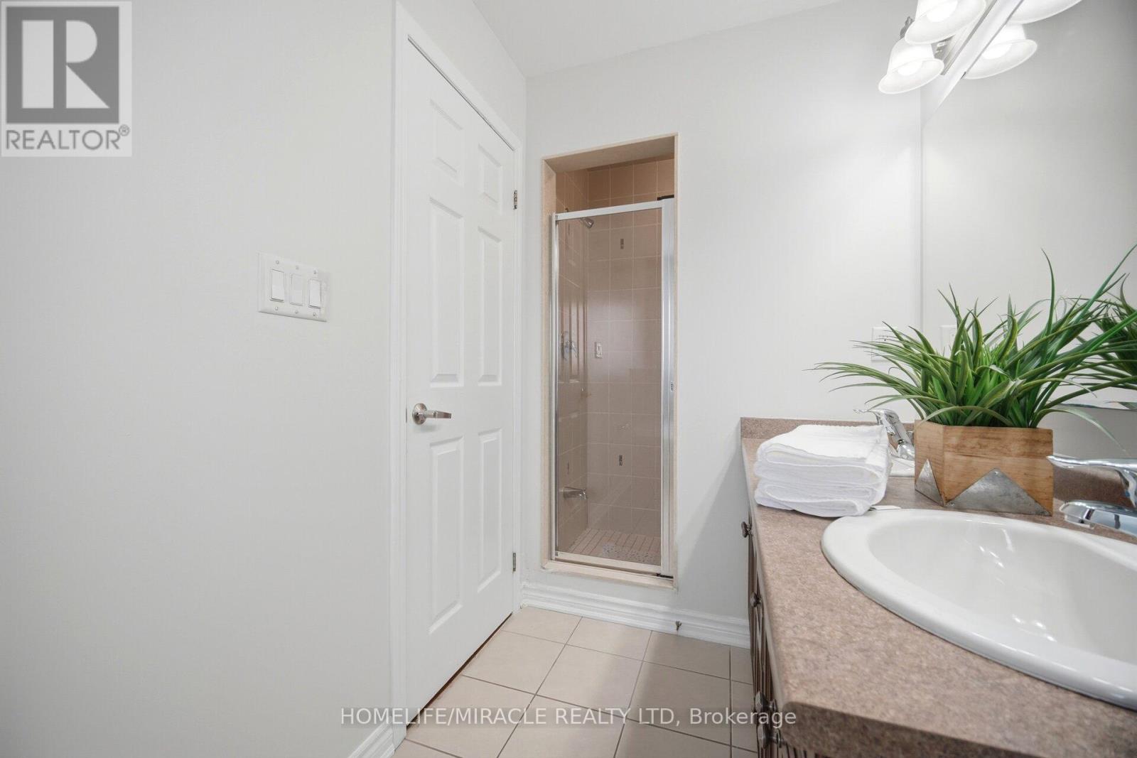 5 Veterans Drive, Brampton, Ontario  L7A 0T8 - Photo 31 - W13116844