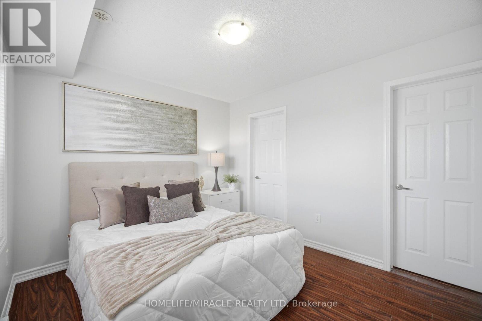 5 Veterans Drive, Brampton, Ontario  L7A 0T8 - Photo 7 - W13116844
