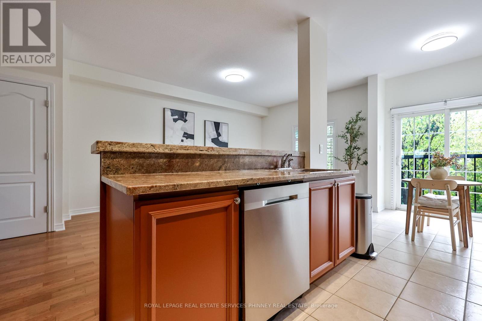 26 - 230 Paisley Boulevard, Mississauga, Ontario  L5B 0C5 - Photo 17 - W13116852