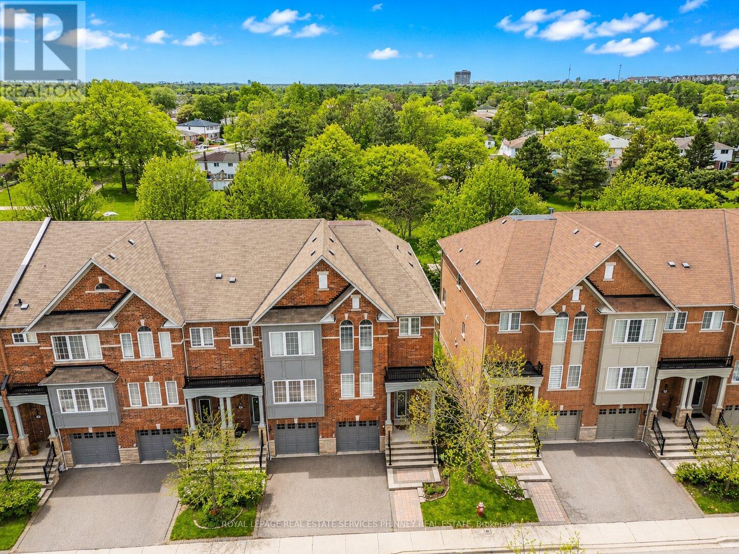 26 - 230 Paisley Boulevard, Mississauga, Ontario  L5B 0C5 - Photo 3 - W13116852