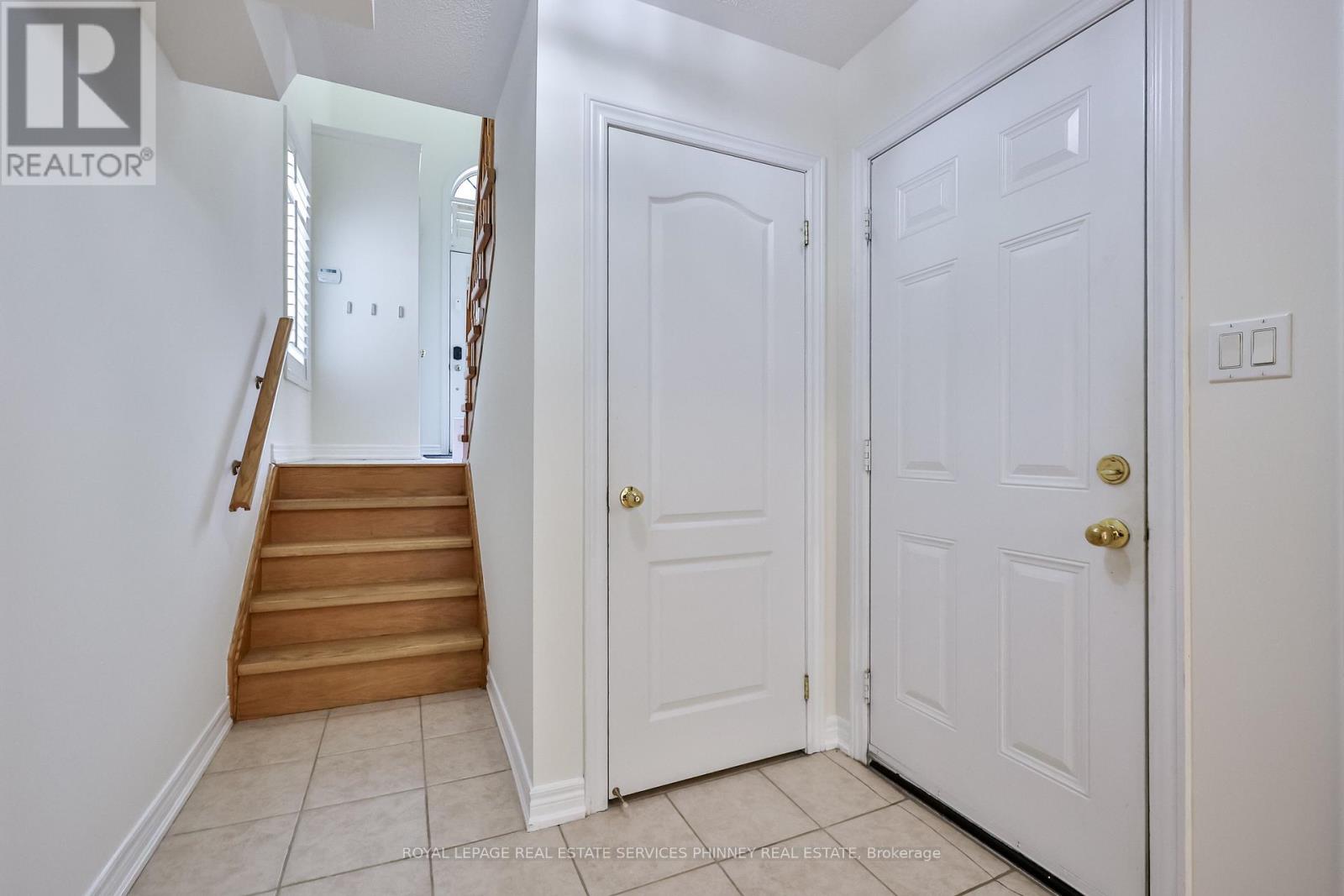 26 - 230 Paisley Boulevard, Mississauga, Ontario  L5B 0C5 - Photo 33 - W13116852