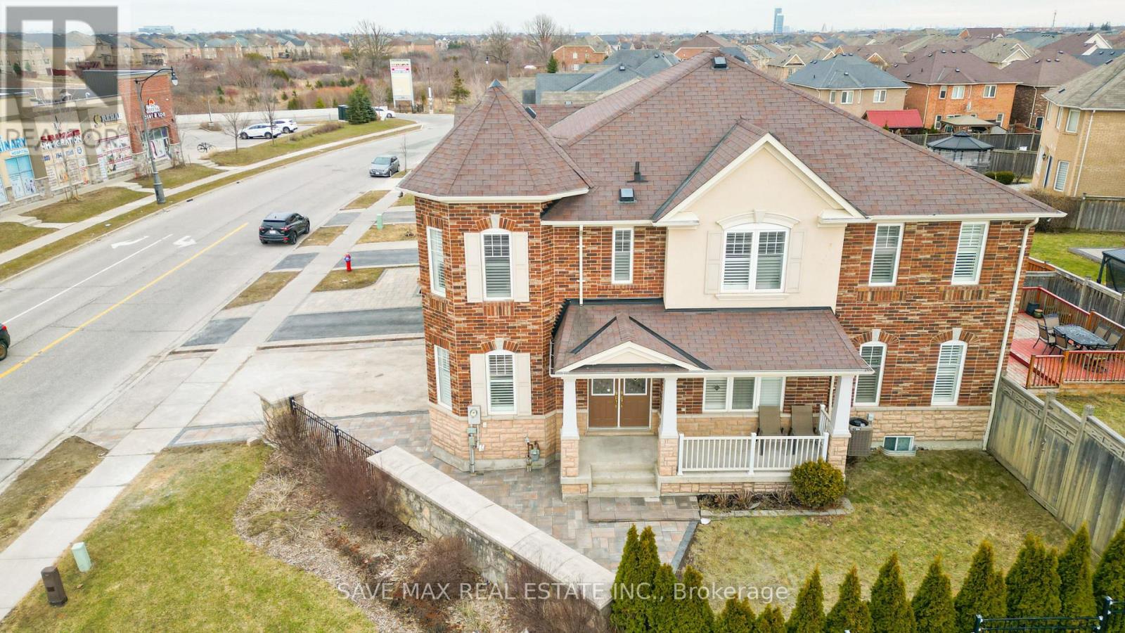 Upper - 198 Gardenbrooke Trail, Brampton, Ontario  L6P 3C8 - Photo 3 - W13116908