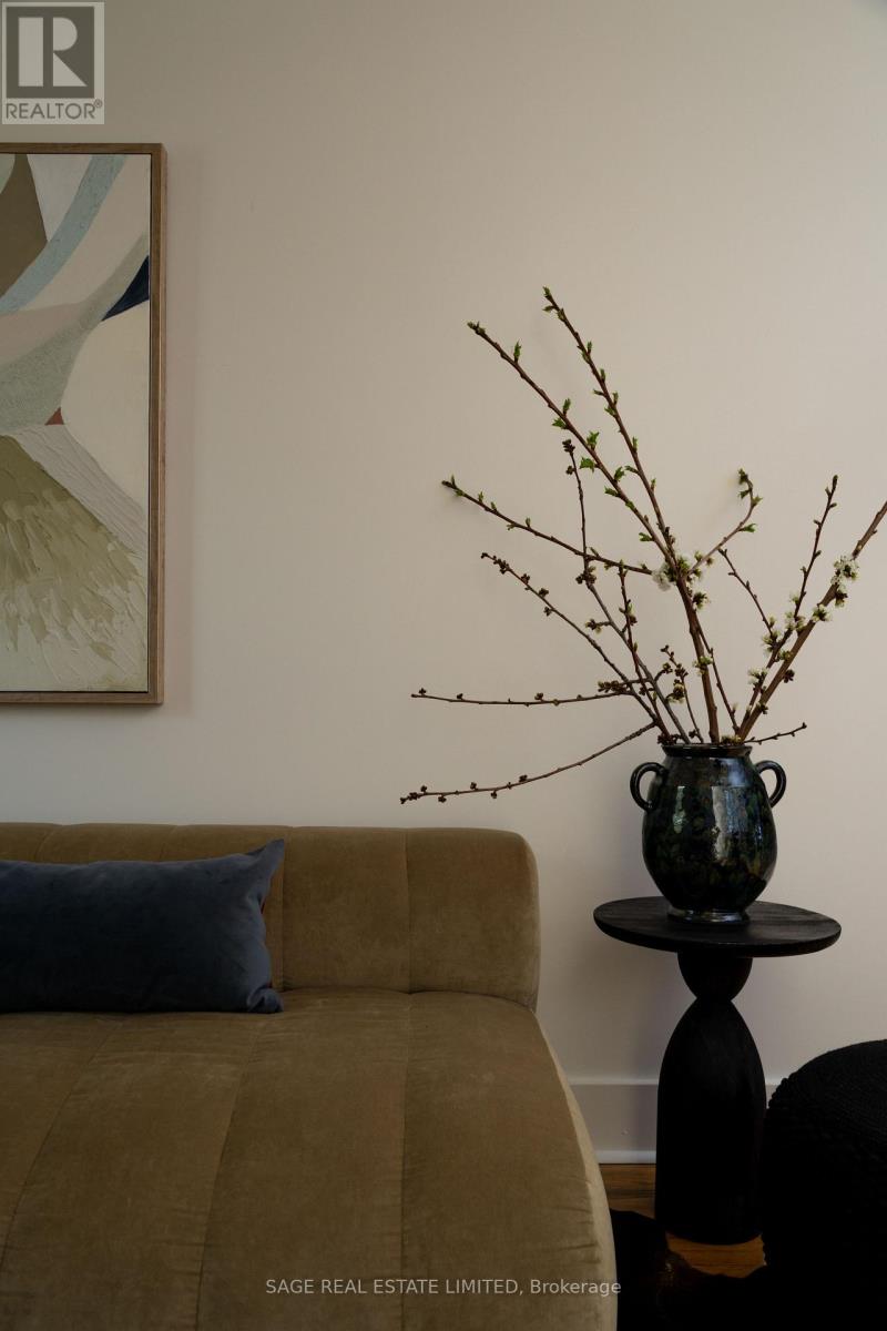 12 Via Italia, Toronto, Ontario  M6H 3R2 - Photo 11 - W13116982