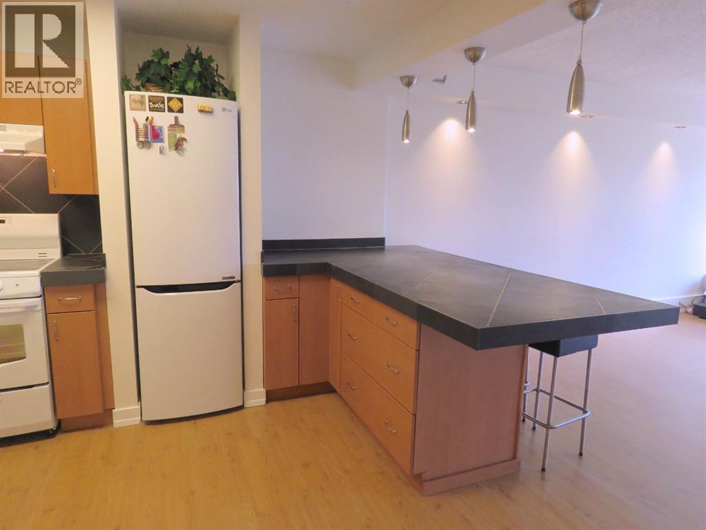 204, 328 Cedar Crescent SW, Calgary, Alberta  T3C 2Y8 - Photo 12 - A2280165