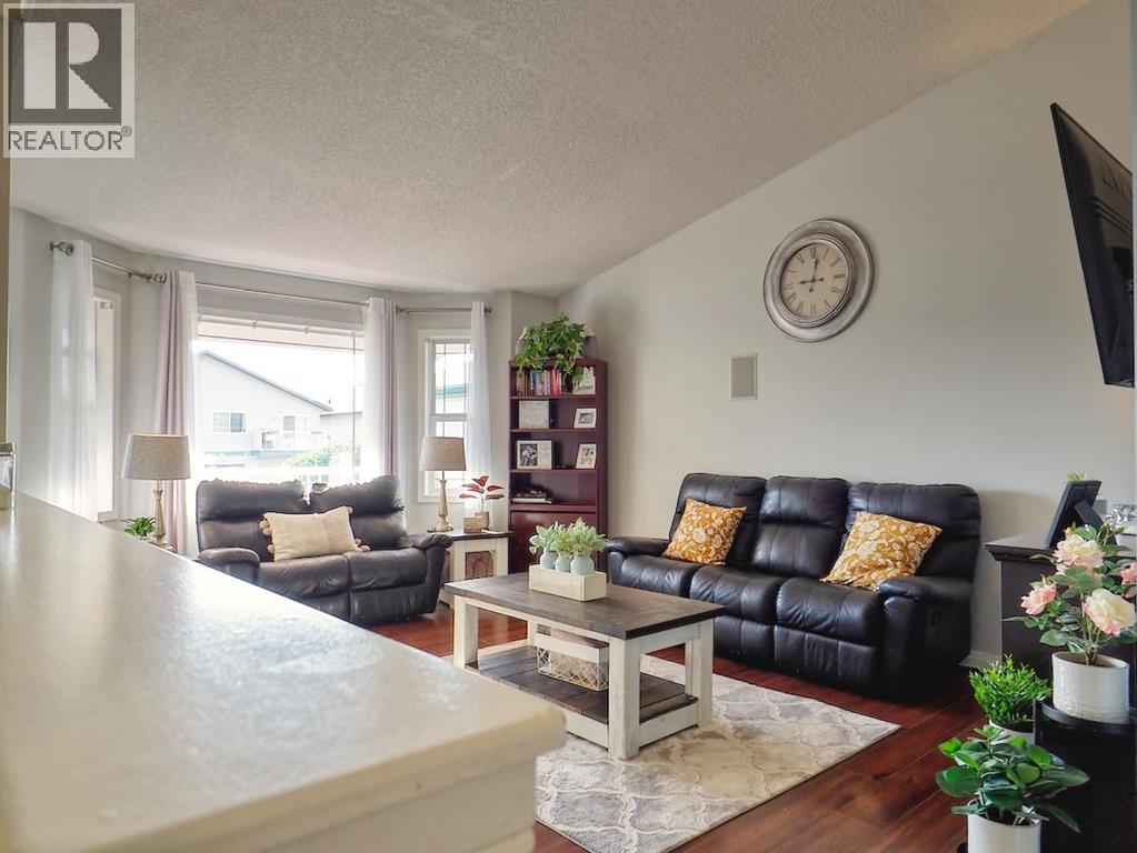 210 Bradford Crescent S, Three Hills, Alberta  T0M 2A0 - Photo 7 - A2307113