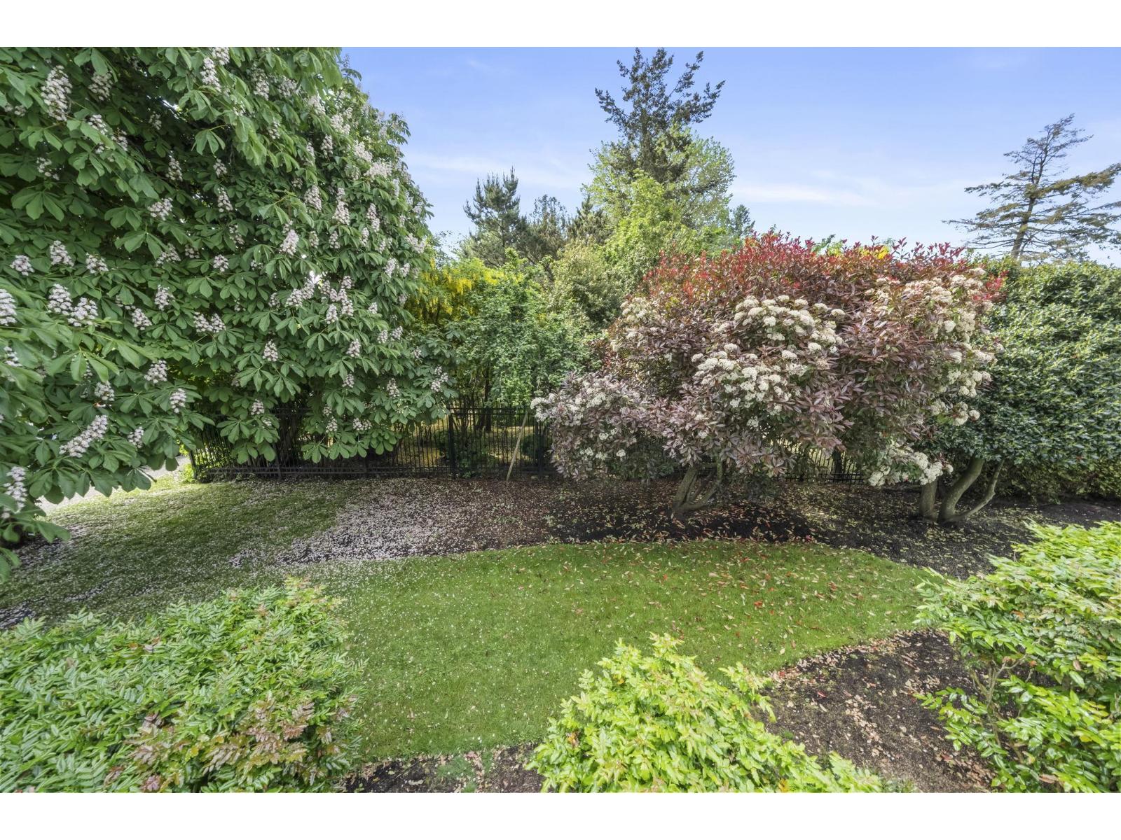 112 1341 George Street, White Rock, British Columbia  V4B 4A1 - Photo 17 - R3122521