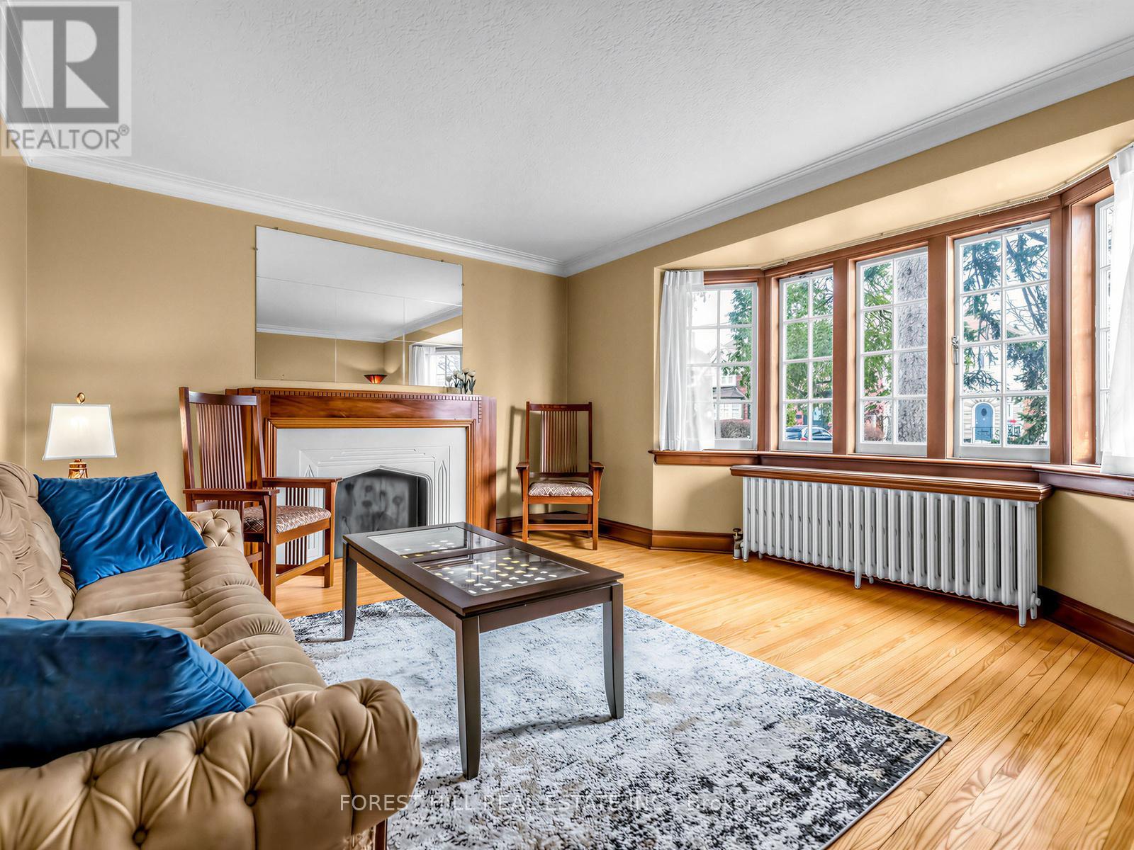 28 Castle Knock Road, Toronto, Ontario  M5N 2J4 - Photo 4 - C13116144