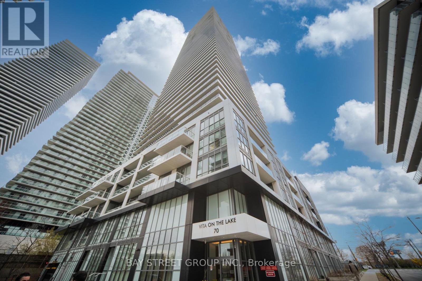 2107 - 70 ANNIE CRAIG DRIVE, Toronto, Ontario