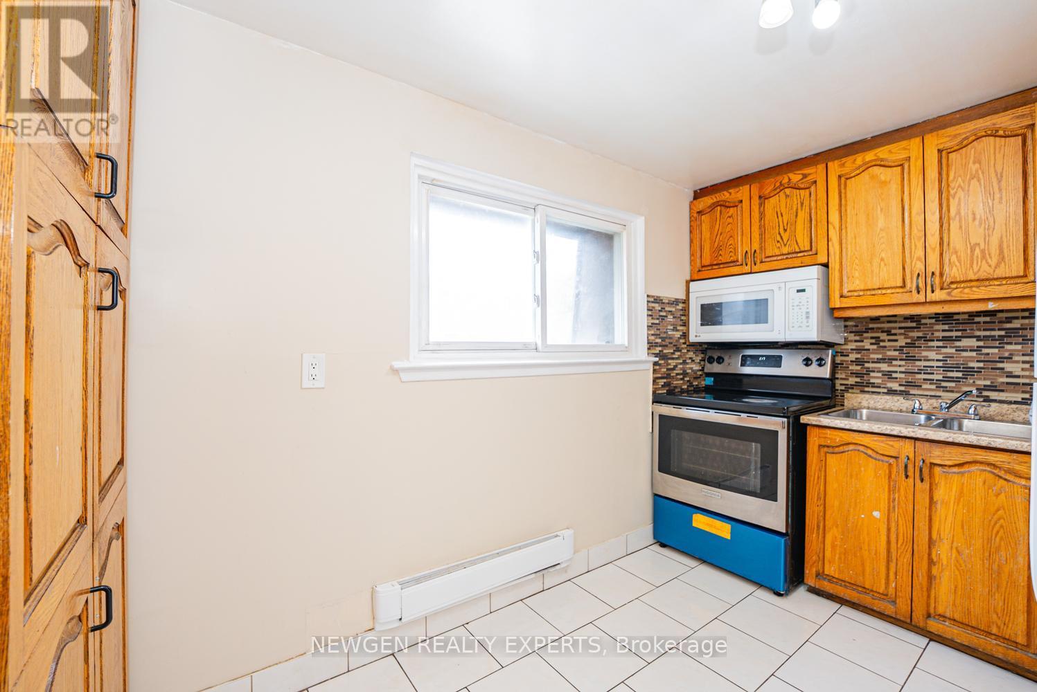 27 Briar Path, Brampton, Ontario  L6T 2A2 - Photo 13 - W13109420