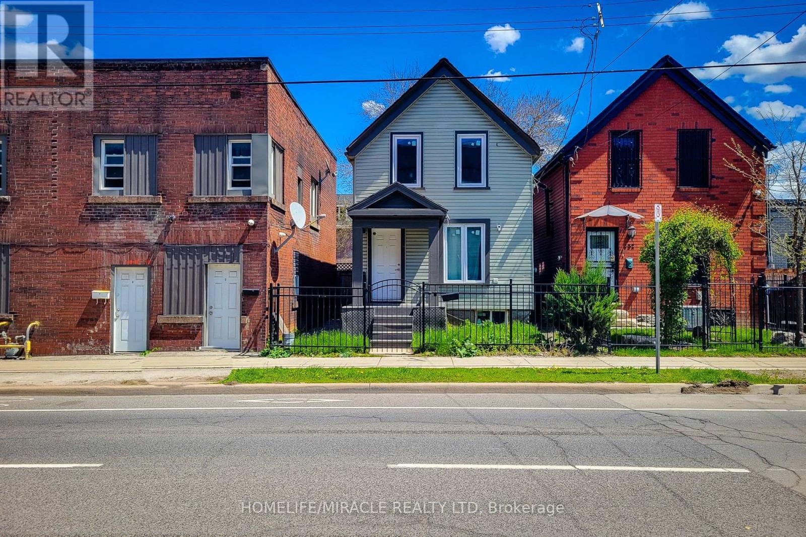 334 Gage Avenue, Hamilton, Ontario  L8L 7A7 - Photo 2 - X13116602