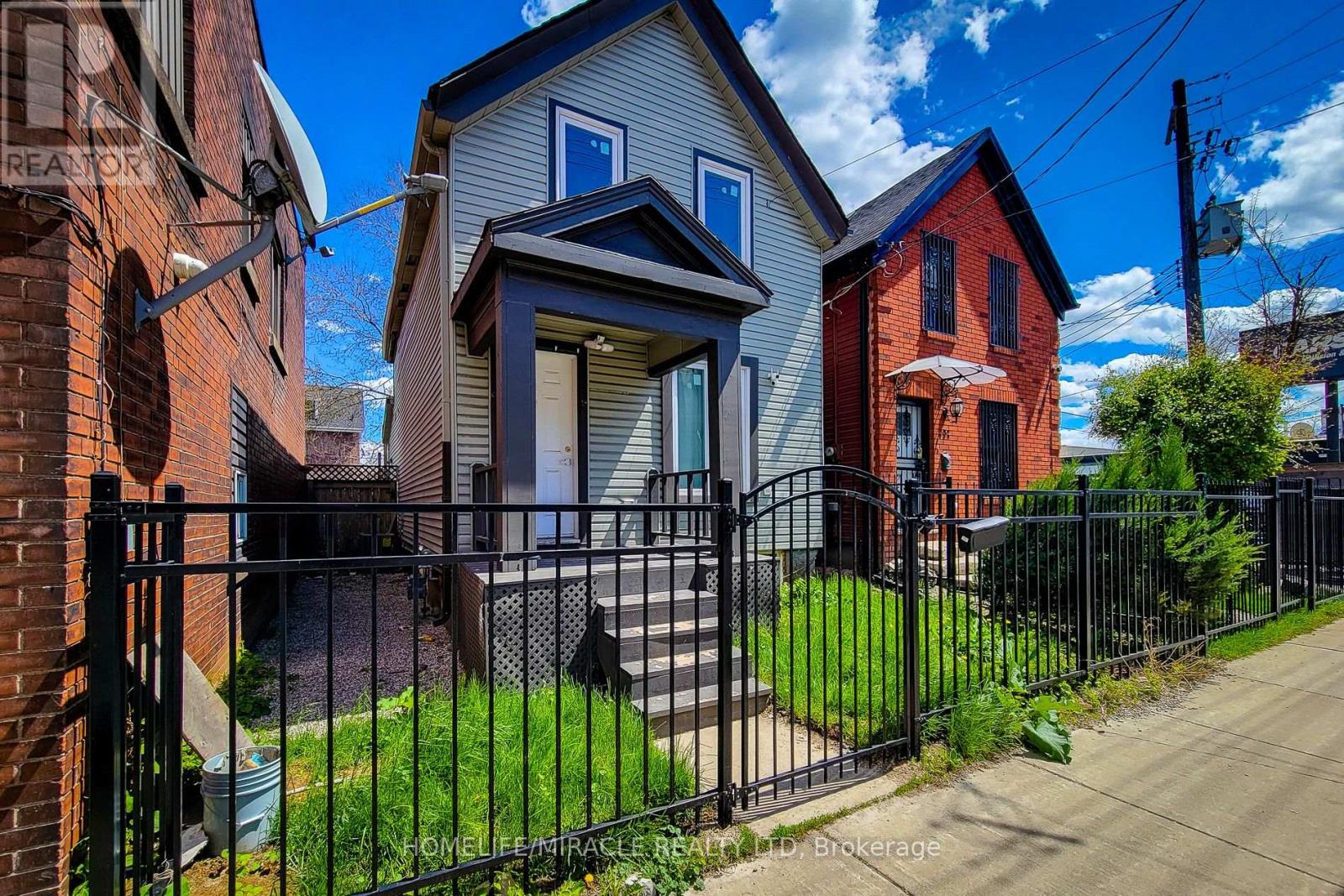 334 Gage Avenue, Hamilton, Ontario  L8L 7A7 - Photo 3 - X13116602