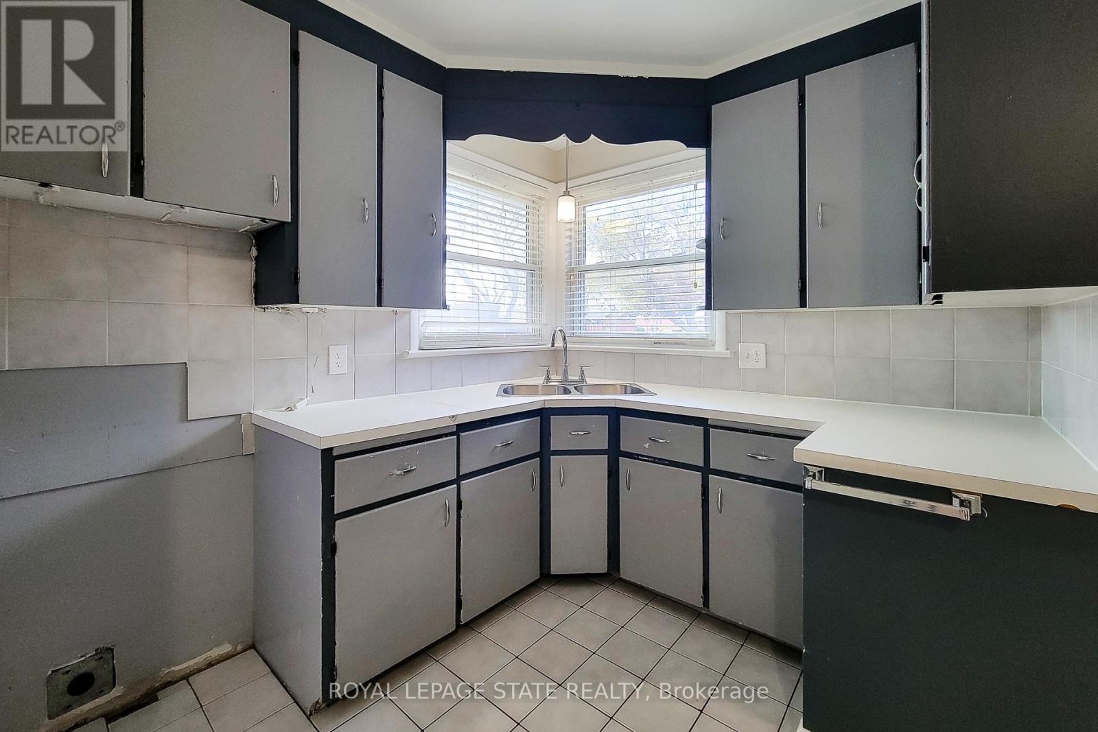 183 Allenby Avenue, Hamilton, Ontario  L9A 2V1 - Photo 19 - X13116646